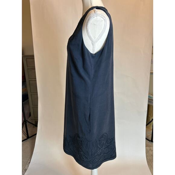 Tommy Bahamas | 100% Silk Embroidered Floral Shift Dress w/Pockets | Small - Picture 10 of 16